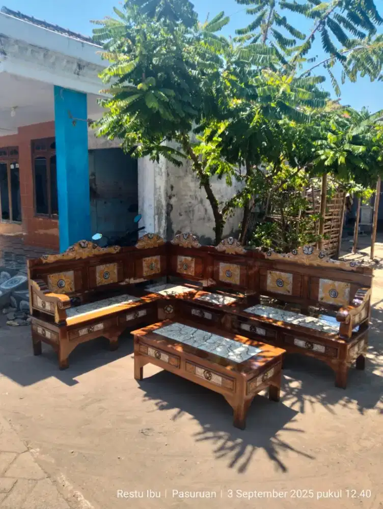 Kursi Sudut Kayu Jati Jumbo