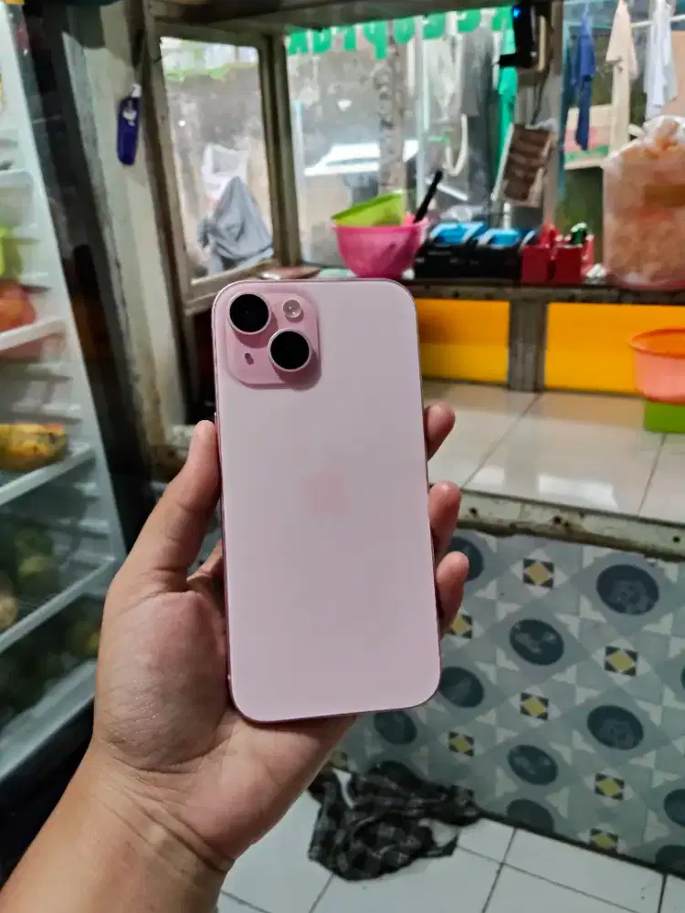 iPhone 15 128gb iBox