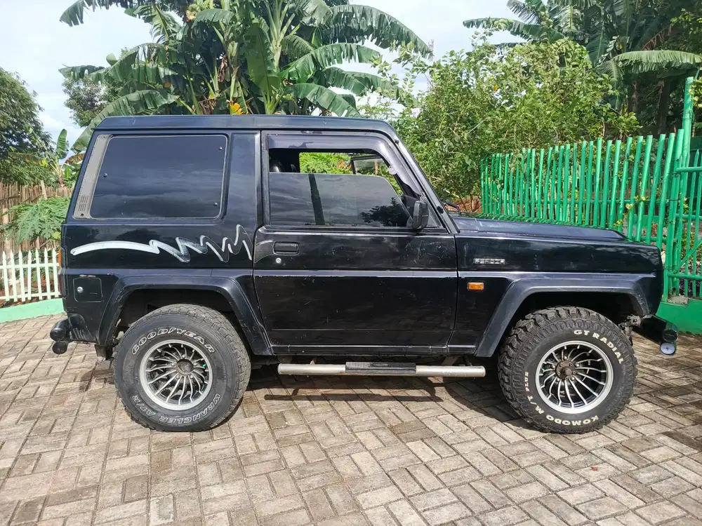 Daihatsu Feroza 1994 Bensin