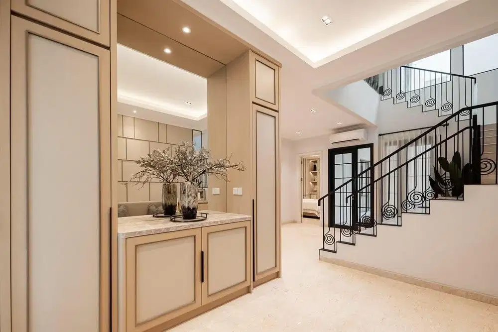 Interior klasik modern / kamar set klasik modern / interior mewah /