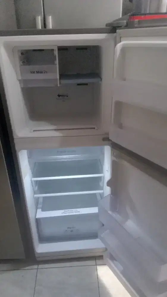 kulkas 2 pintu samsung inverter