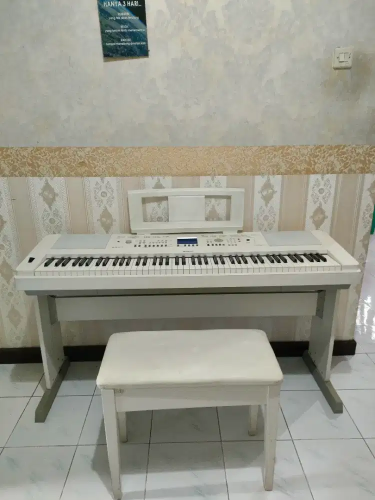 Piano Yamaha DGX650 DGX 650