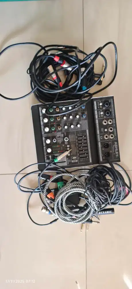 WTS mixer audio profesional ASHLEY Premuim 4