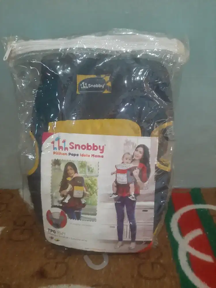 Tas gendong bayi snobby