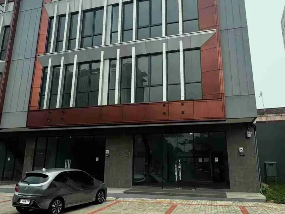 Di Sewakan Ruko Gandeng  di Front row Kota wisata