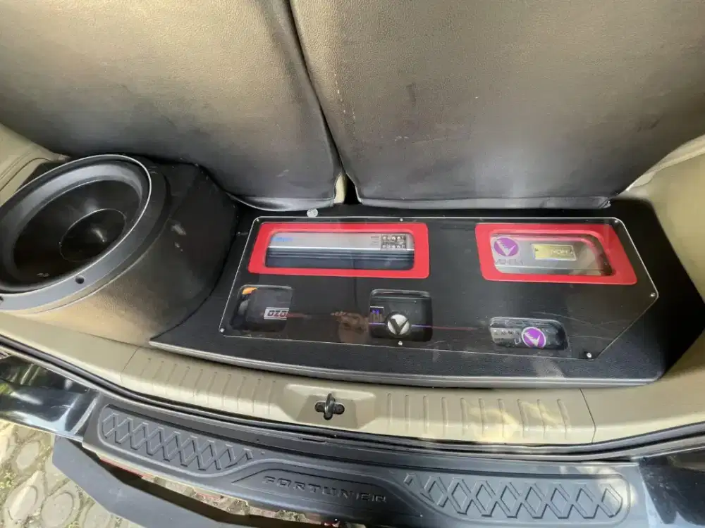 Jual sound system mobil ( jedug) power full bass