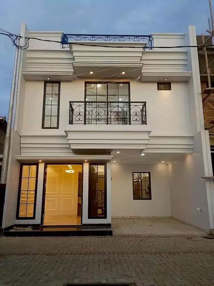 Dijual Rumah Cluster Classic Modern Rooftop di Pejaten Timur Jakarta