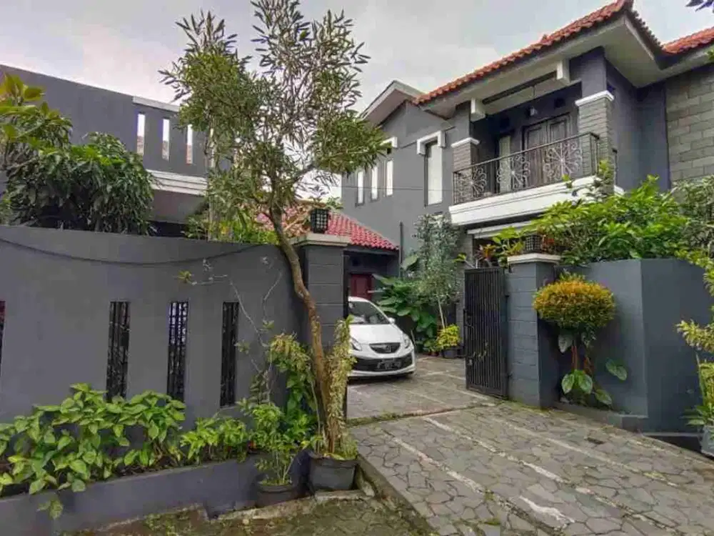 Dijual Cepat Rumah Terawat ada Paviliun di Jl Nusantara Cimahi Harga Menarik