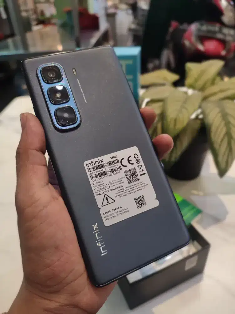 Infinik hot 50 pro plus fullset mulus ram 8/256