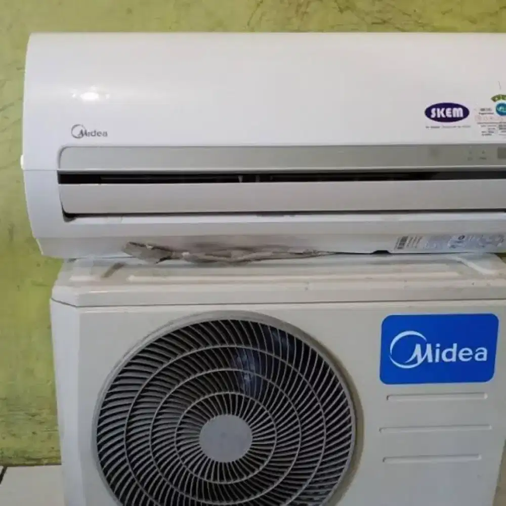 Dijual AC second midea