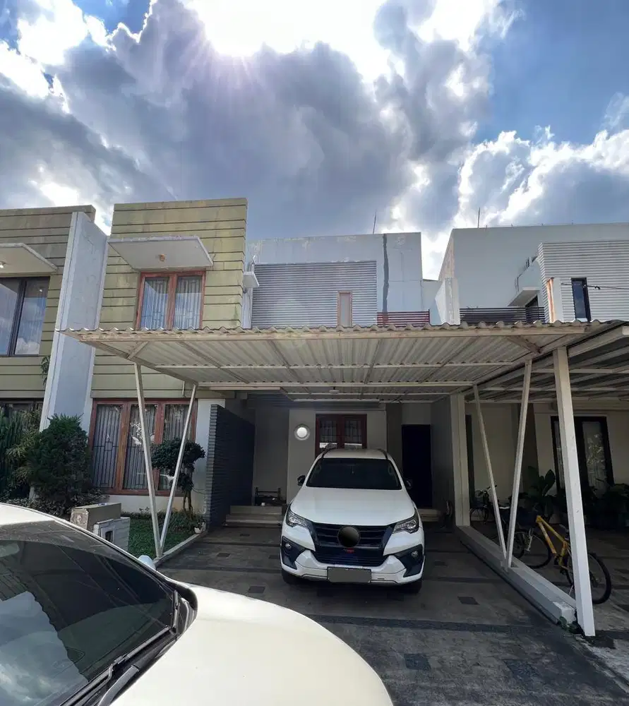 Dijual Rumah Siap Huni Di Greenwoods Ciputat Timur