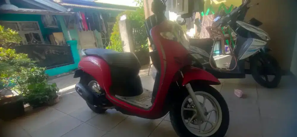 Jual motor Honda Scoopy second