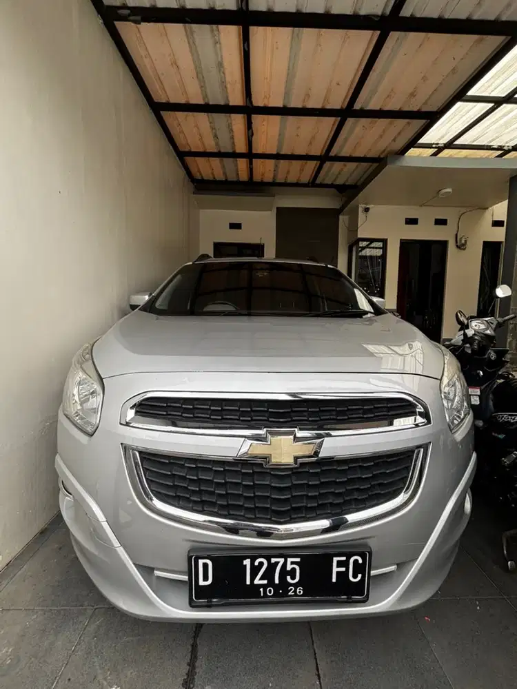 Chevrolet Spin 2015 Bensin