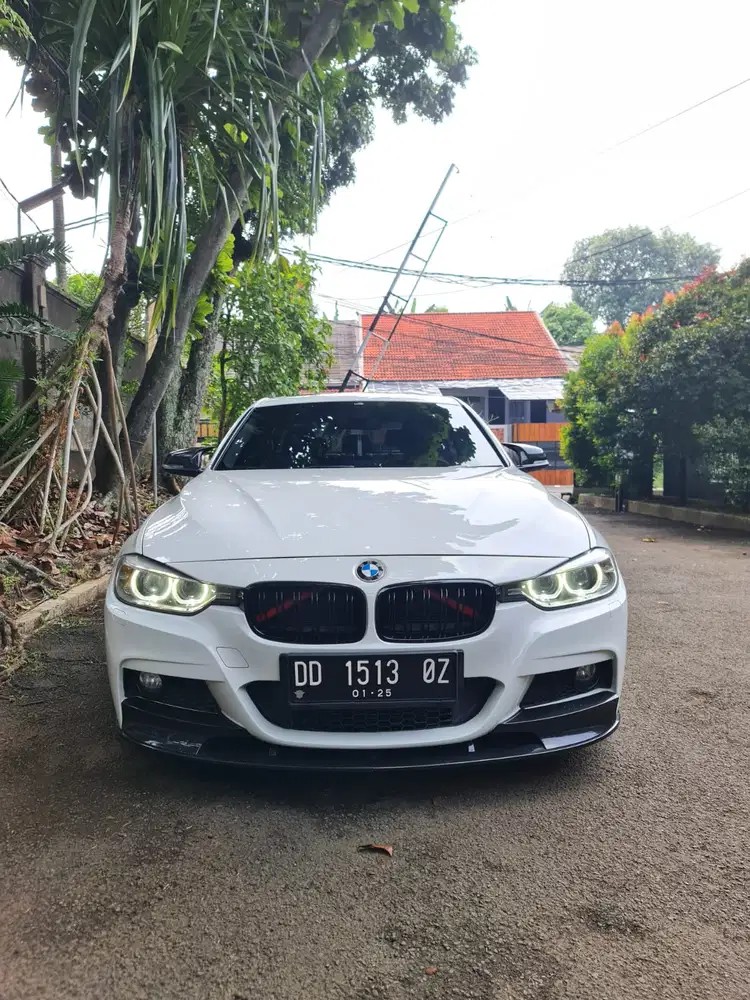 BMW 328i 2014 Bensin