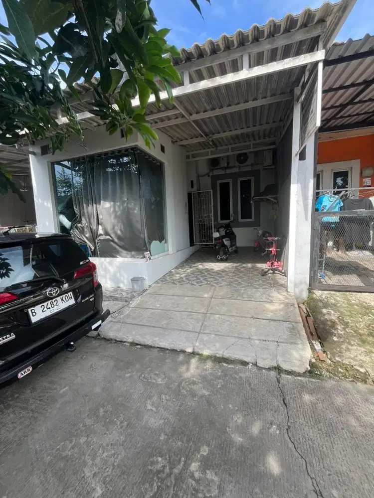 Dijual rumah strategis
