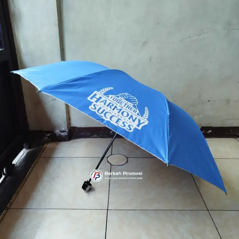 Souvenir payung Lipat include cetak desain custom