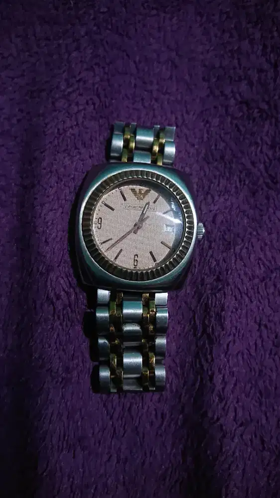 Jam Tangan Emporio Armani Classic