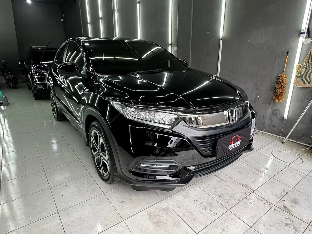 HONDA HRV 1.5 SE CVT 2021 HITAM