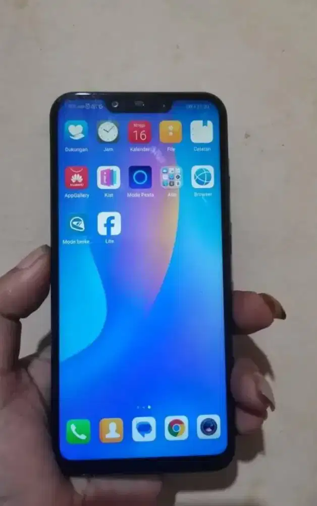 Jual huwawai Nova 3i ram 4 128 no minus msih ORI mulus hp batangan
