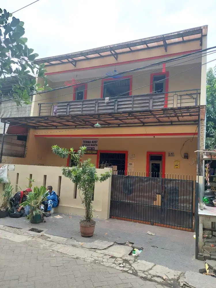 DIJUAL RUMAH KOS KHUSUS WANITA DEKAT STASIUN RAWA BUNTU