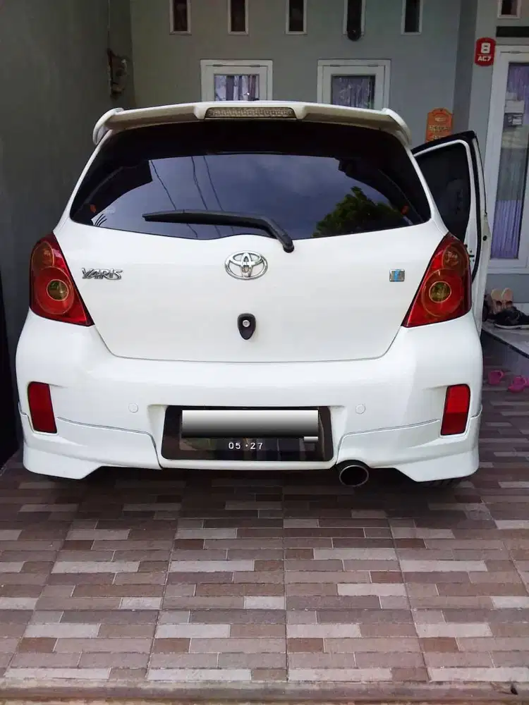 Jual Mobil YARIS 2012
