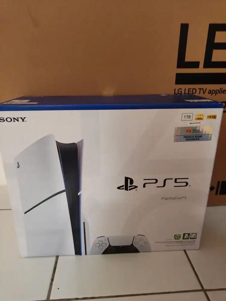 PS 5 Slim Disc Edition ser 21xx New