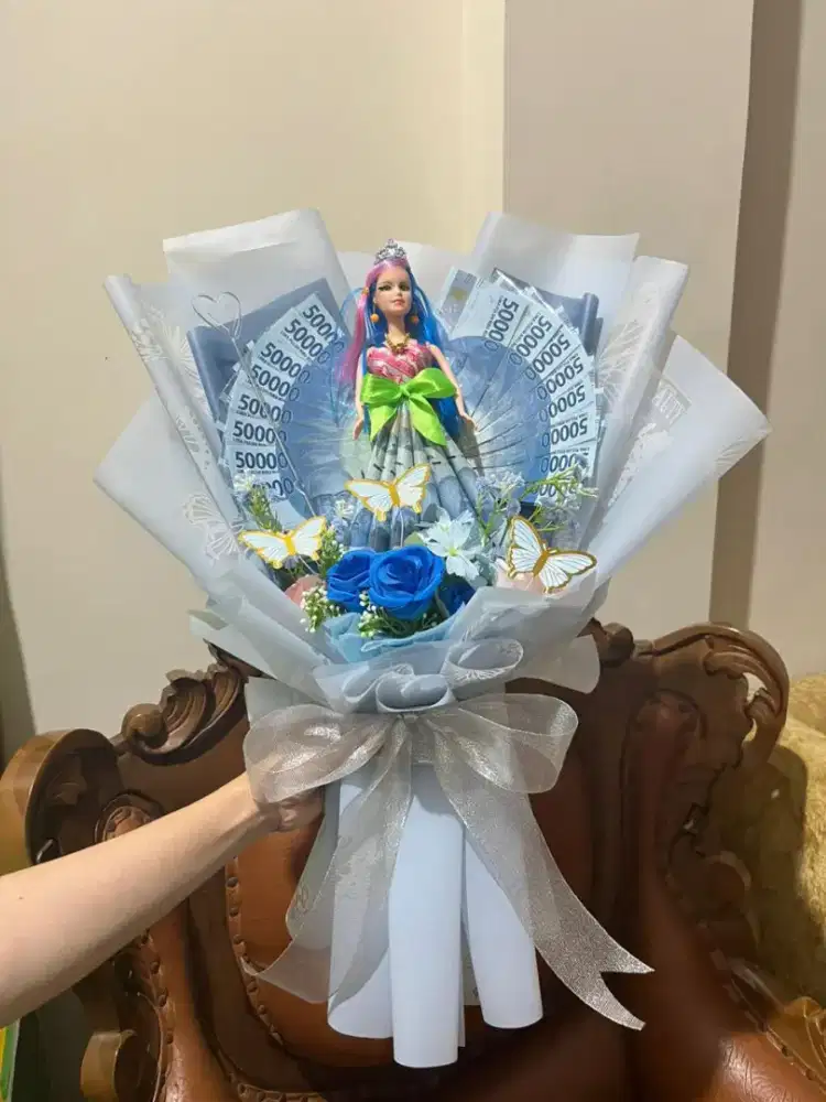 Bouquet Bunga with Barbie -HSC2025