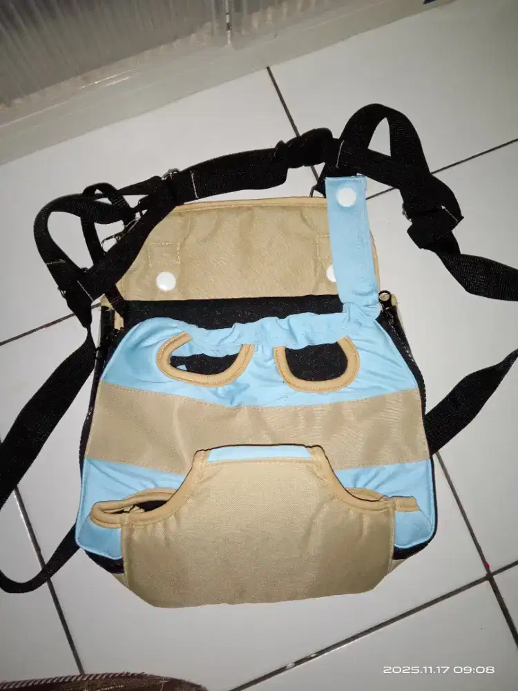 Gendongan kucing/anjing (papaw cat)