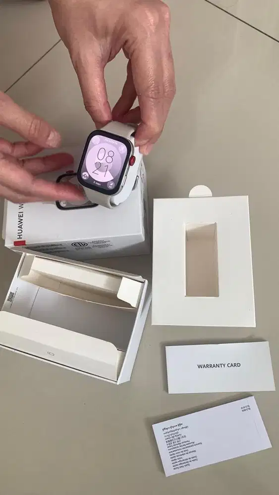 Jam tangan merk huawei