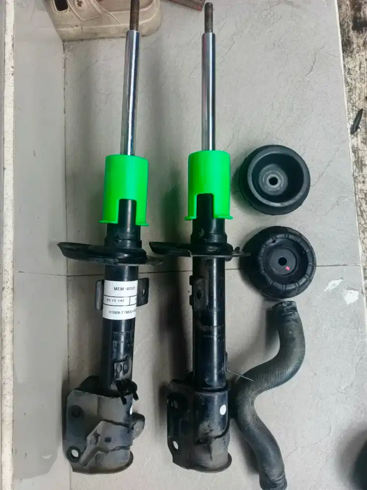 Shock Depan Ertiga Matic