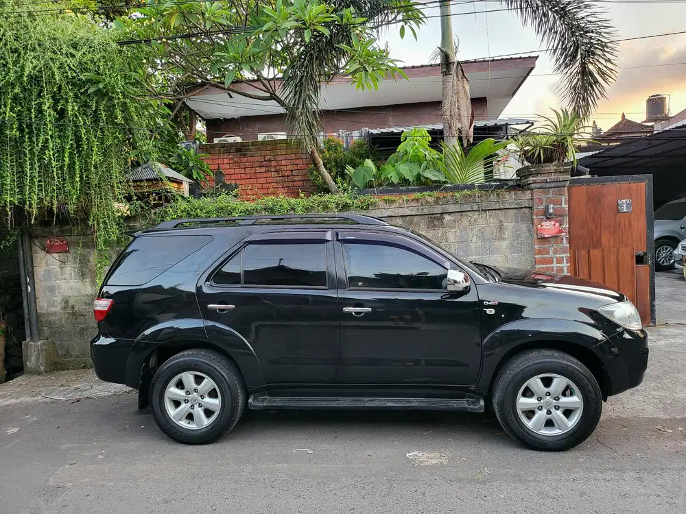 Toyota Fortuner 2011 Diesel
