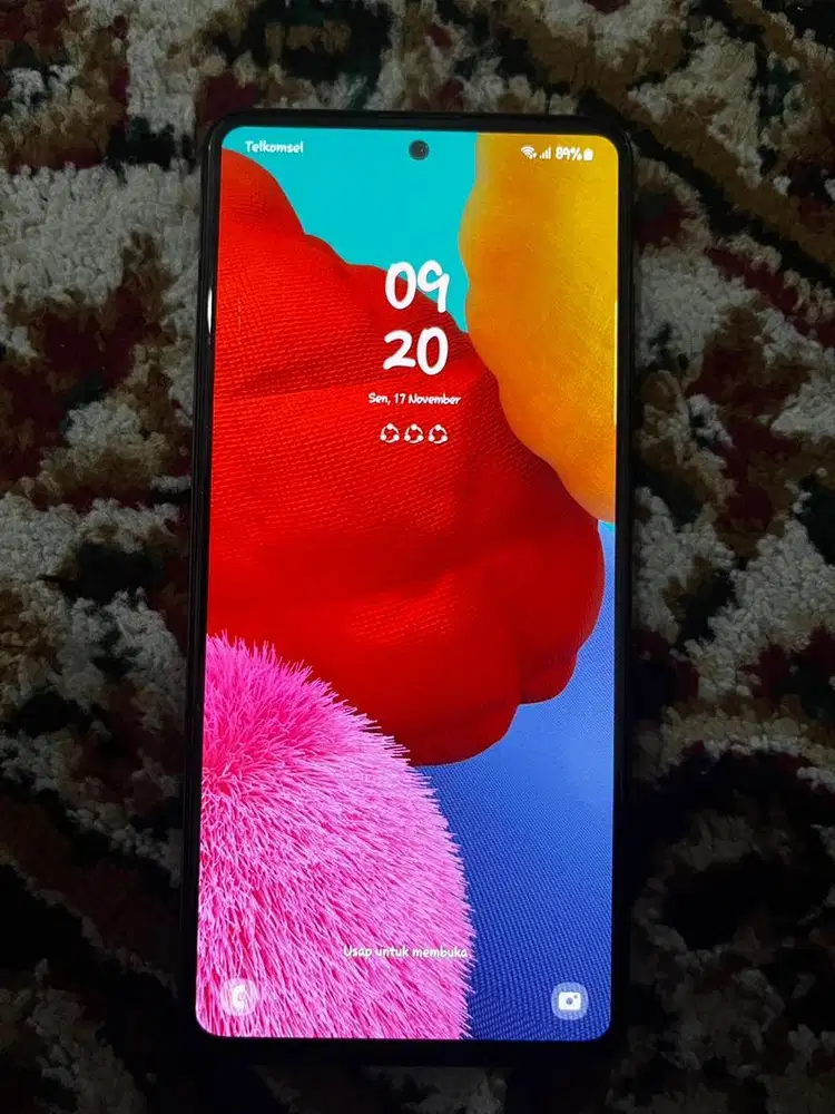 Jual samsung A51. Masih bagus normal minus pemakaian saja.