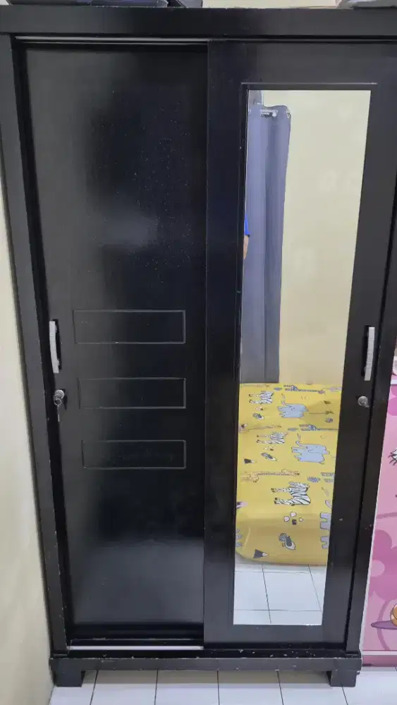 Lemari baju masih bagus