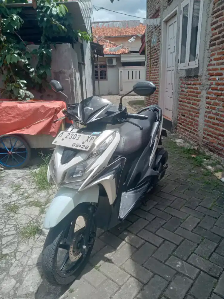 jual aja nih Vario kzr 2013 idling stop