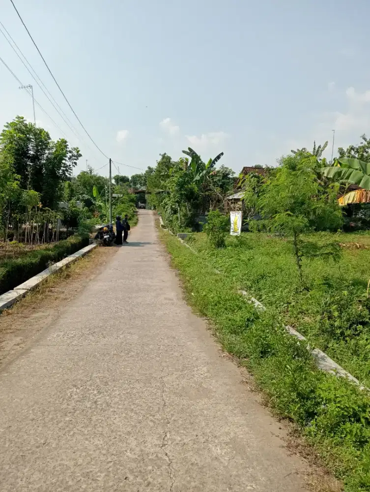 Tanah dekat SDN 2 Glonggong Gondang
