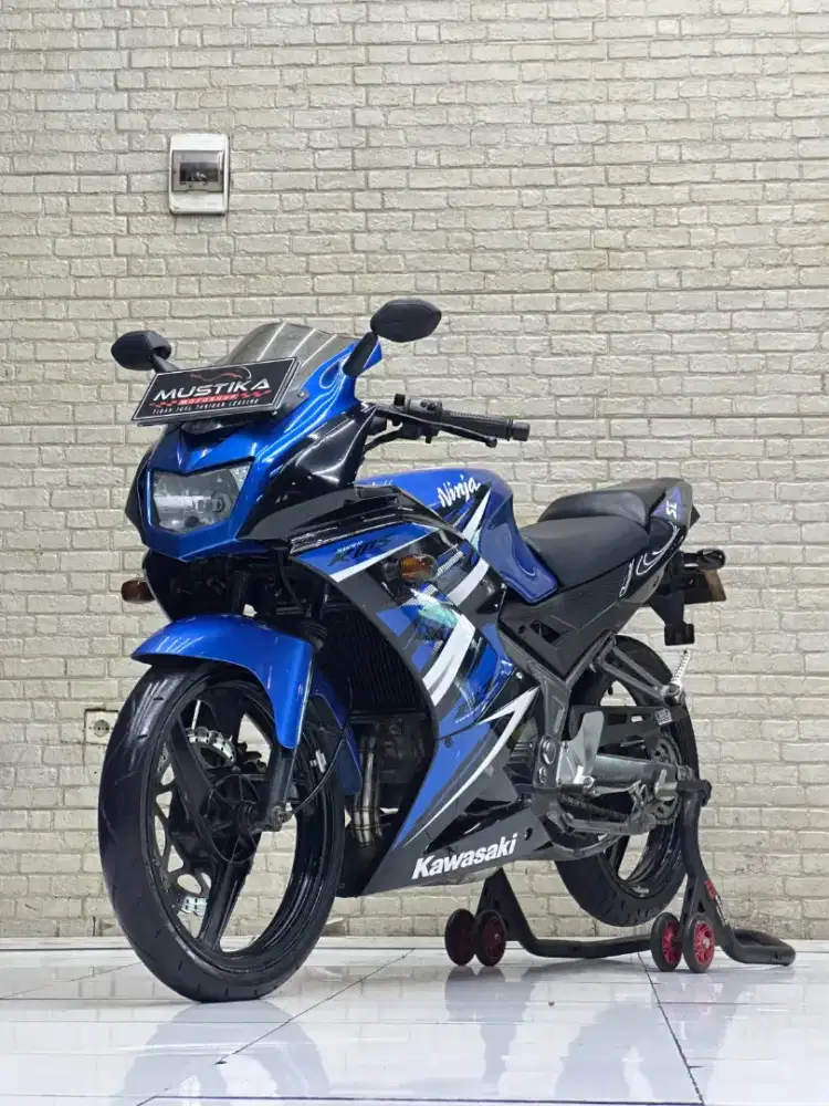 KAWASAKI NINJA KRR 2013 - Chintia Mustika