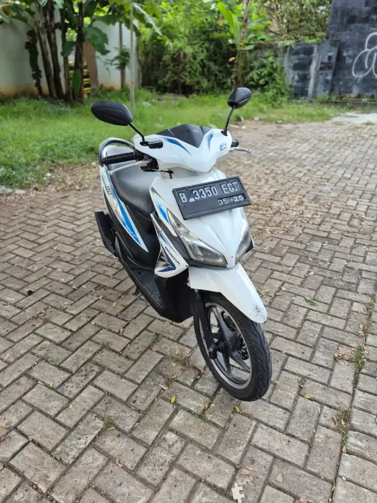 Dijual Vario FI tahun 2015 surat lengkap