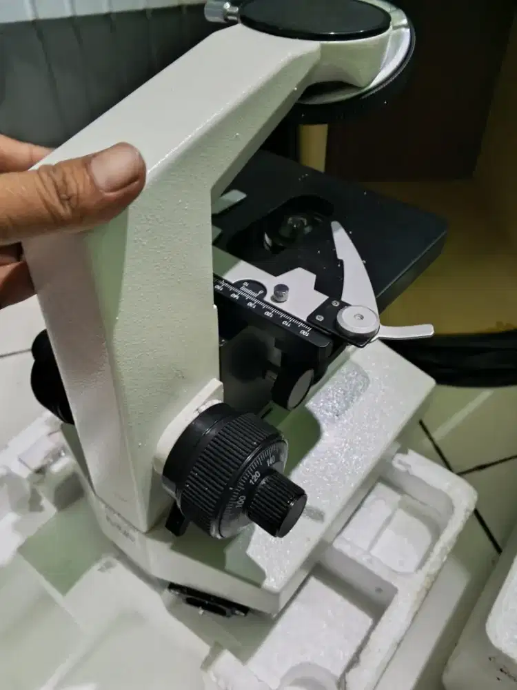 jual mikroskop baru blom pernah di pakai