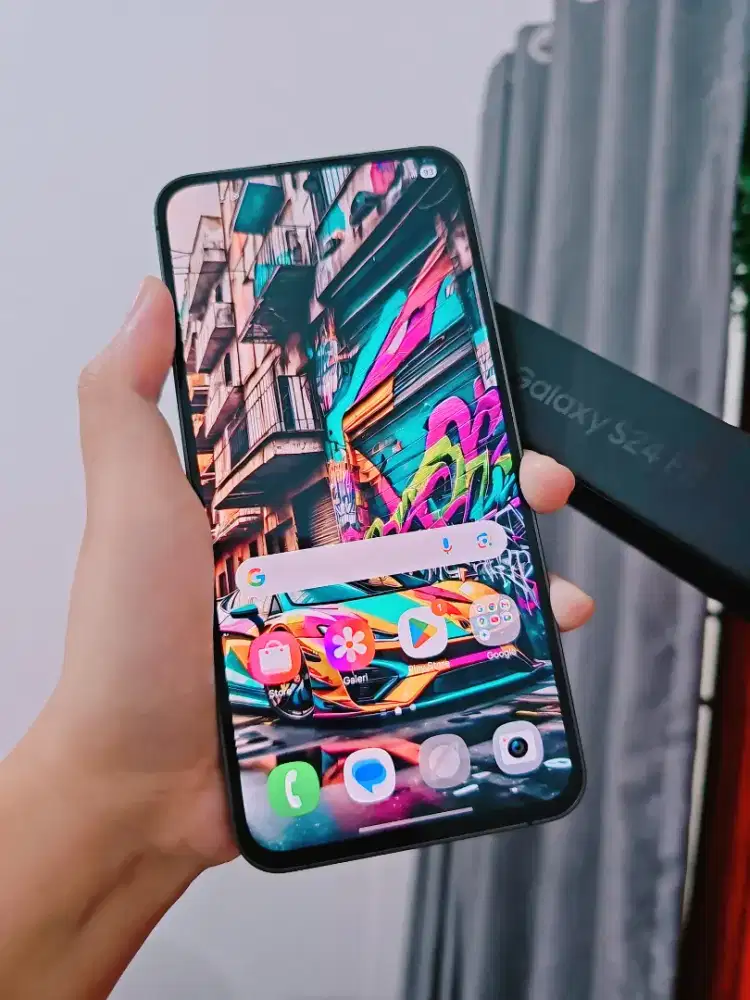 Samsung Galaxy S24 FE 5G 8/256 Fulset Ori Garansi Bulan 10 2026