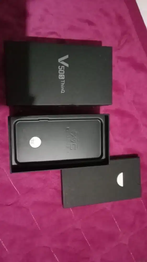 Lg v50s 8/256 2.4 nego tipissss