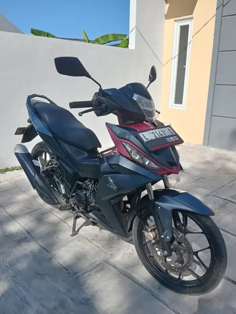 Honda Supra  150 GTR