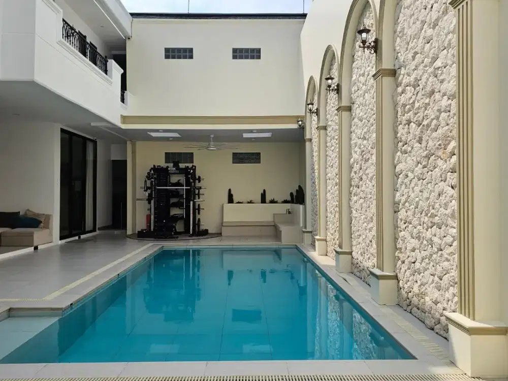 Rumah Mewah Siap Huni + Kost Aktif di Veteran Jakarta Selatan – Kolam Renang, Rooftop & Fasilitas Super Lengkap!