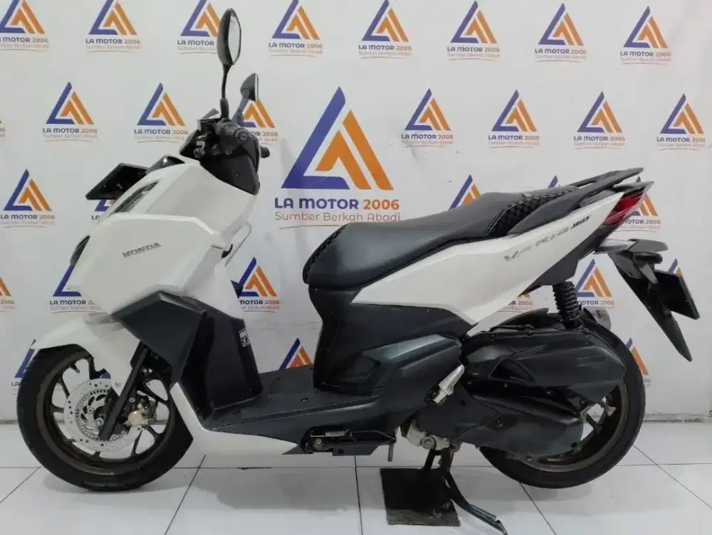 DP PROMO 500RB AJA VARIO 160 ABS 2022 (PAYLATER/KREDIVO/CC 0%/TT)