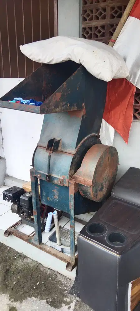 Dijual mesin pencacah botol plastik