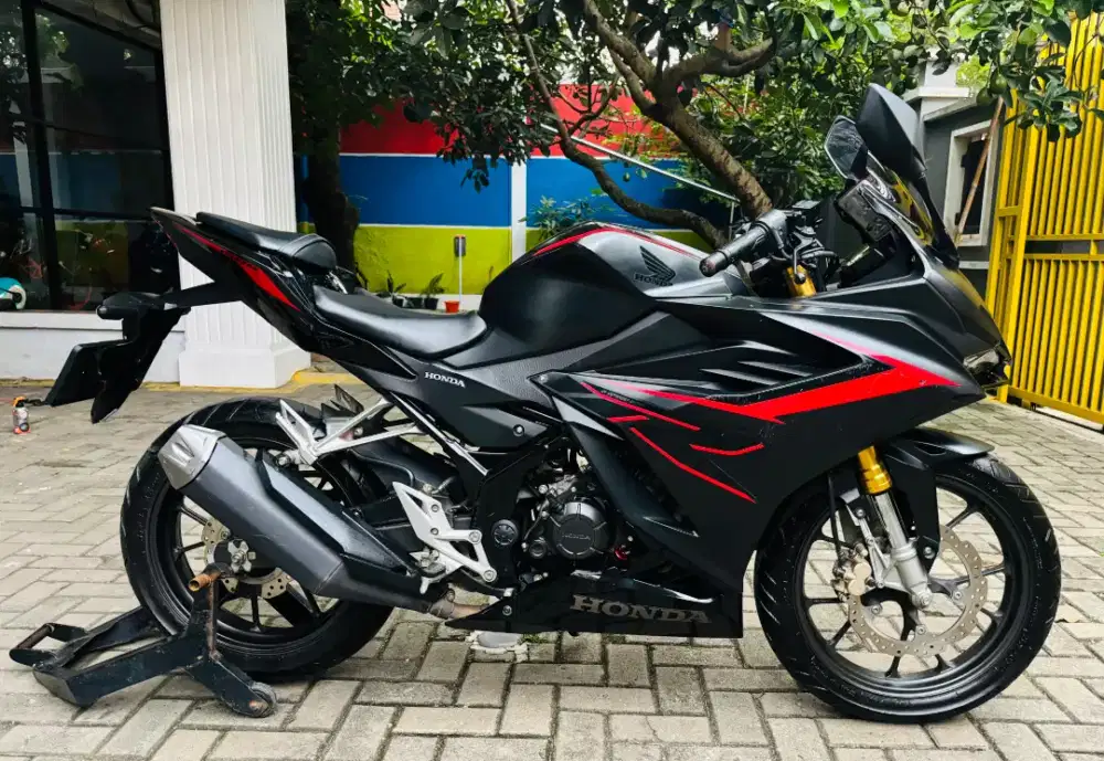 Honda New CBR 150 R