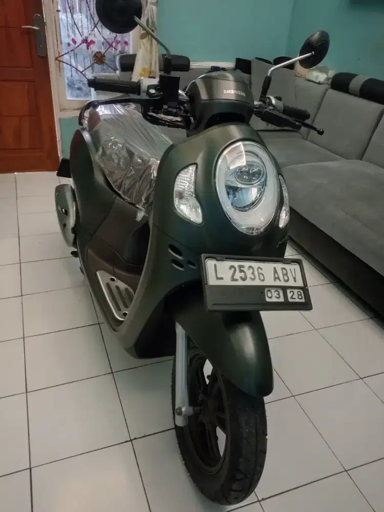 SCOOPY 2023 PRESTIGE KM RENDAH 12 RB MEWAH GRESS BUKU2 ADA LENGKAP