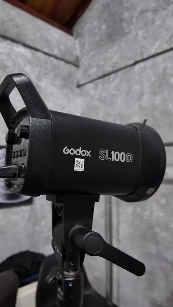 LIGHTING GODOX SL 100 D 1 SET + Stand Takara (Bonus Lentern)