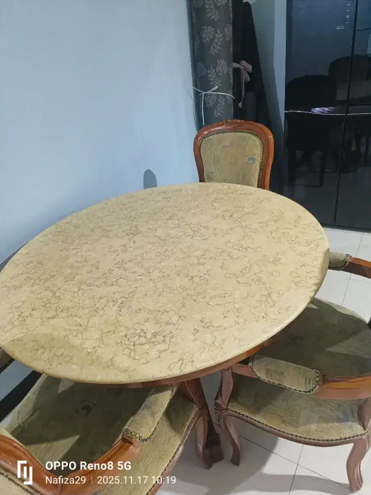 Dijual meja makan marmer kayu jati +kompor tanam elextrolux+ steepher