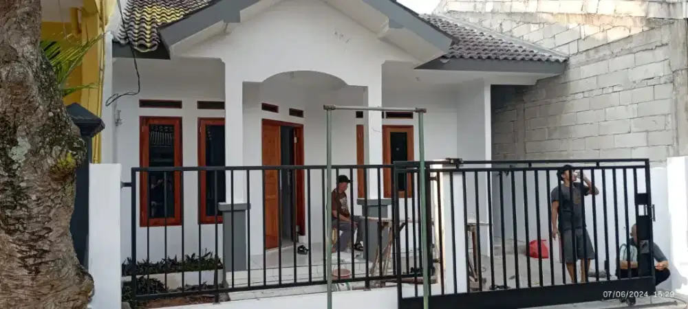 Di jual rumah siap huni