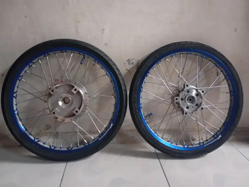Velg Ring 17 DFT Thailand Vline Blue